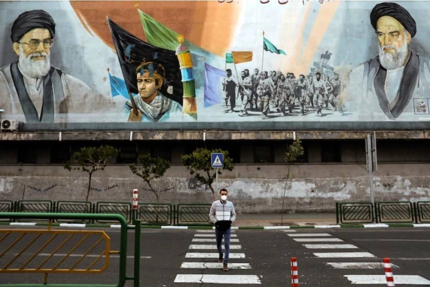 «عسكرة كورونا».. سلاح نظام الملالي بإيران لتهميش حكومة روحاني