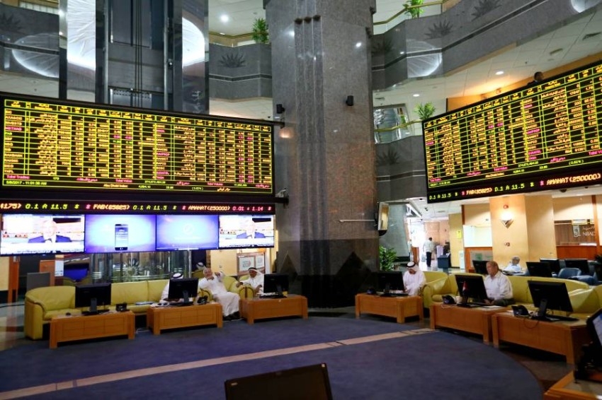 أسواق الأسهم الإماراتية تفقد مكاسبها الصباحية بضغط تراجع أسعار النفط العالمية