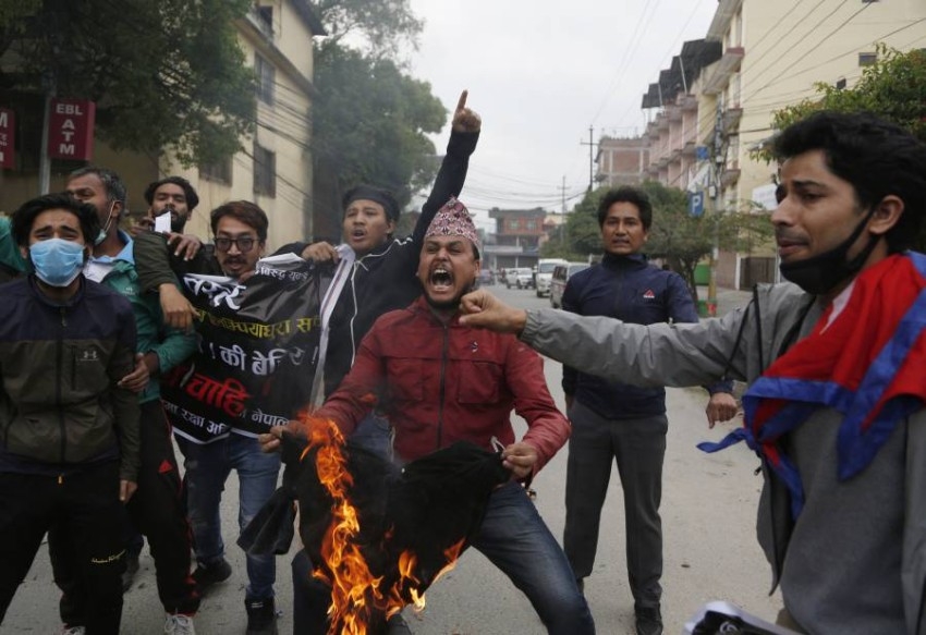 نزاع حدودي مع الهند يوحد أحزاب نيبال المتصارعة