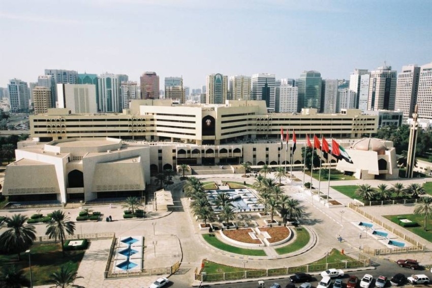 بلدية أبوظبي تنشئ منطقة ألعاب رياضية جديدة على كورنيش المدينة