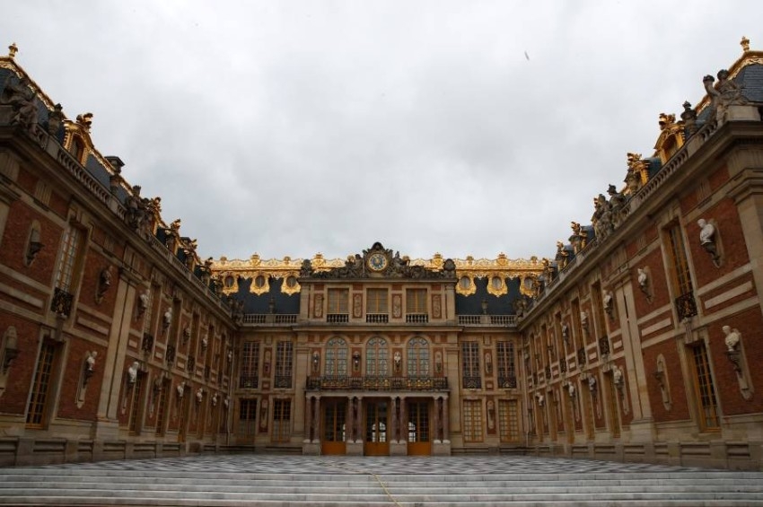 قصر فرساي في باريس يستعد لفتح أبوابه.. وشروط على الزائرين