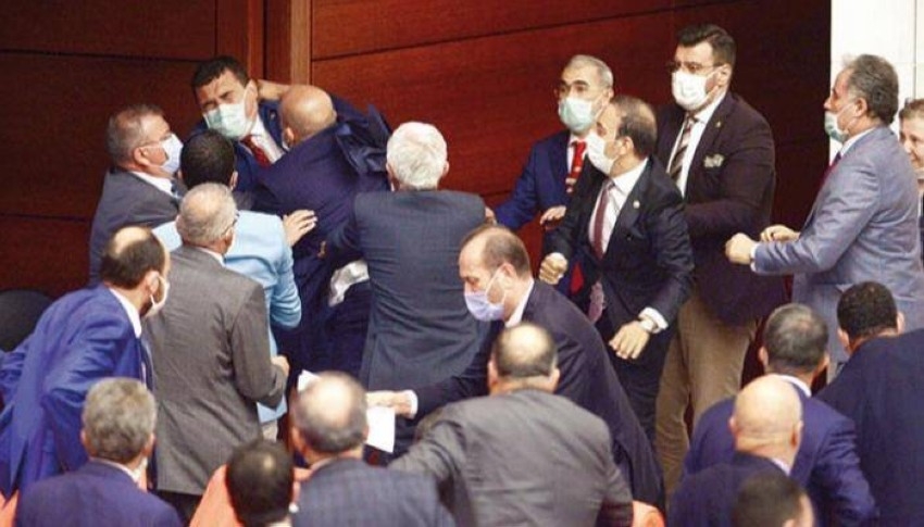 البرلمان التركي يتبنى قانوناً يعزز صلاحيات «ميليشيات أردوغان»