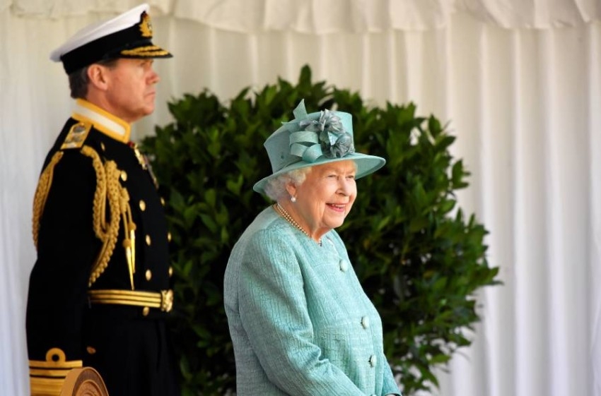 ملكة بريطانيا تحتفل بعيد ميلادها الرسمي الـ94