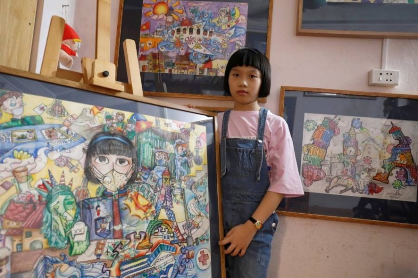 طفلة فيتنامية توثق أزمة كورونا فنياً