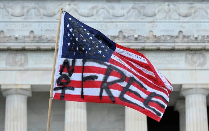 «واشنطن بوست» تفنّد ادعاءات ترامب بشأن «عنف أنتيفا» في احتجاجات أمريكا