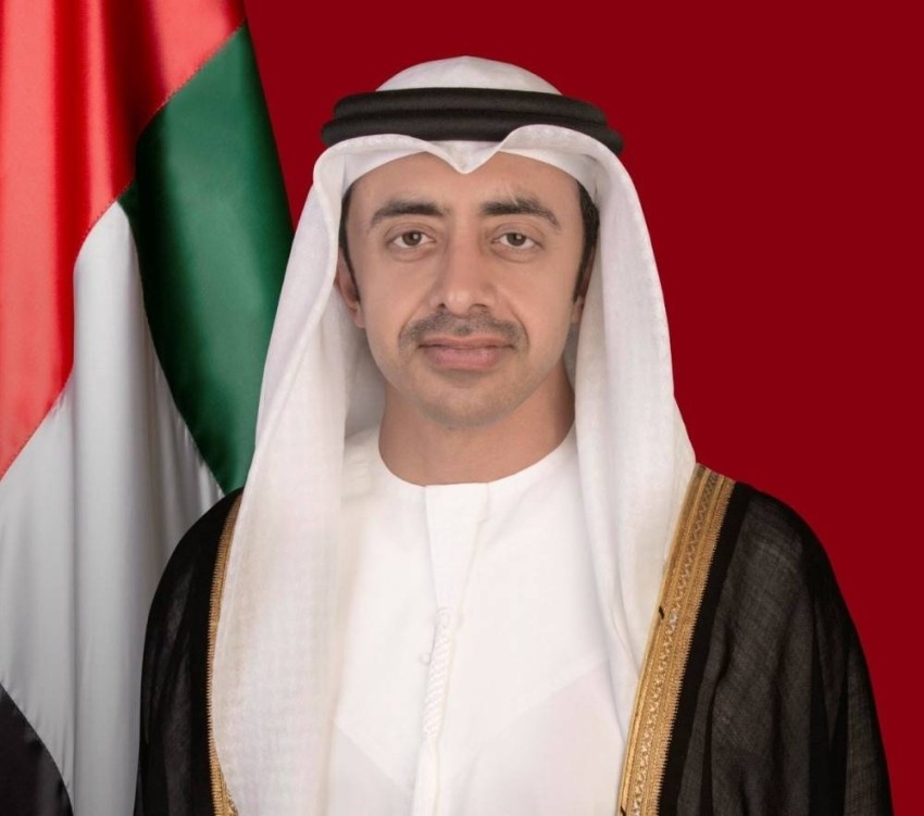 عبدالله بن زايد والممثل الأعلى الأوروبي للشؤون الخارجية يبحثان هاتفياً العلاقات الإماراتية الأوروبية وتطورات المنطقة