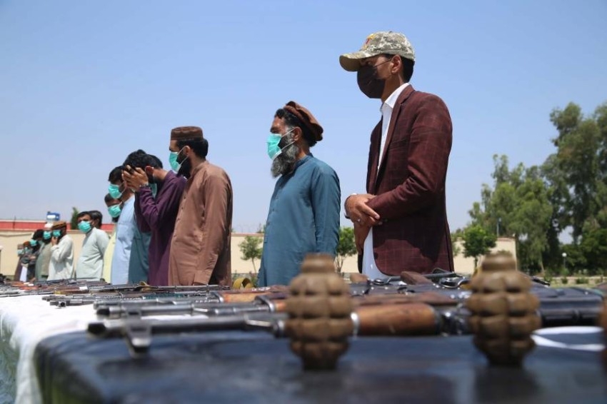 «هيومن رايتس»: انتهاكات طالبان للحريات تثير المخاوف قبل بدء مباحثات سلام