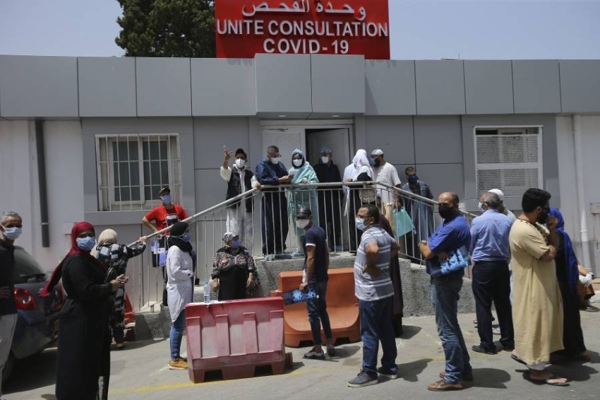 الجزائر: نقص التجهيزات والعمل المتواصل يثير غضب الأطباء وسط تنامي إصابات «كورونا»