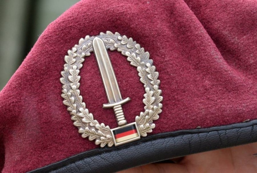ألمانيا تفكك جزءا من وحدة خاصة بالجيش تغلغل فيها اليمين المتطرف