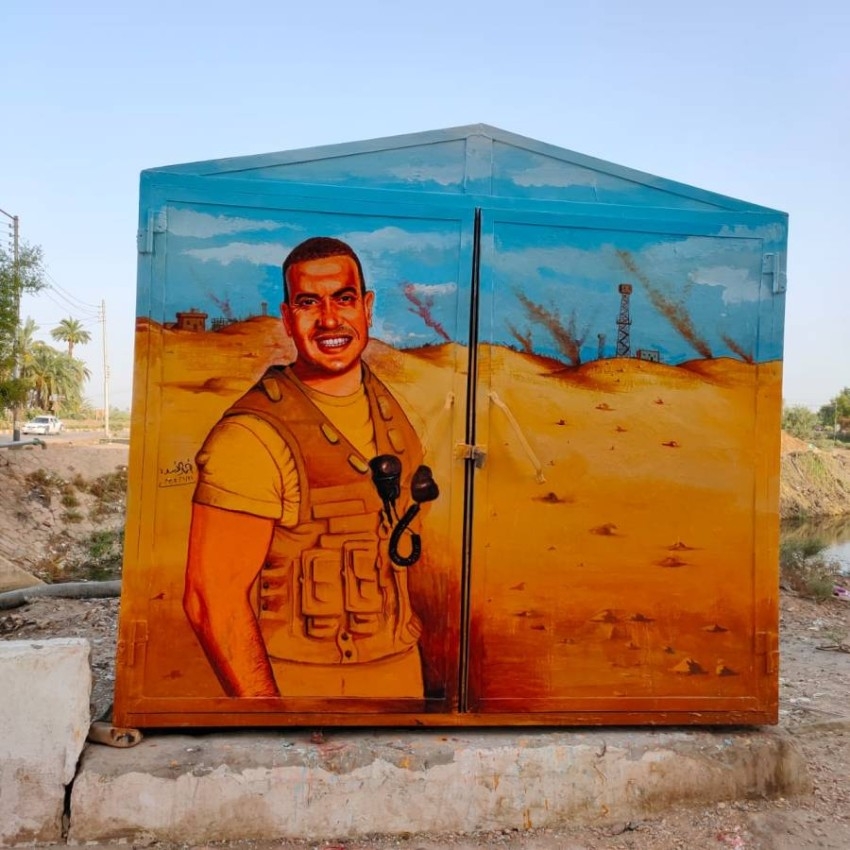 أحمد الأسد.. فنان مصري يزين واجهة 90 منزلاً بجداريات مبهجة