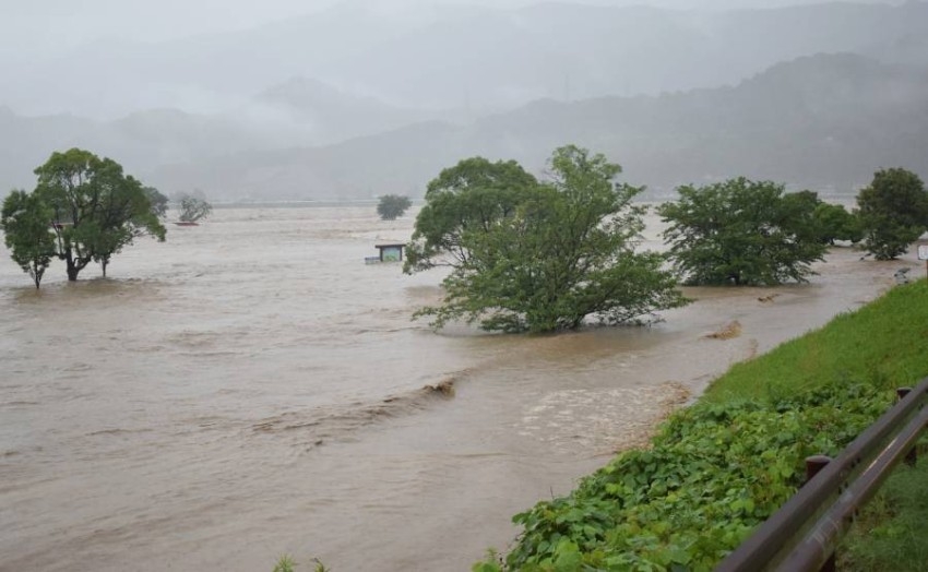 اليابان: السلطات تحث عشرات الآلاف على مغادرة منازلهم بسبب الفيضانات