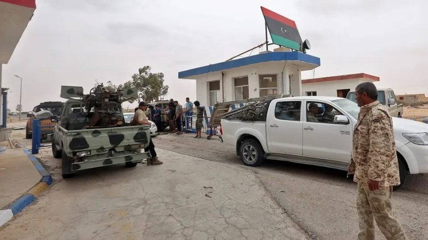 الجيش الليبي يقصف منظومة دفاع تركية في قاعدة الوطية العسكرية