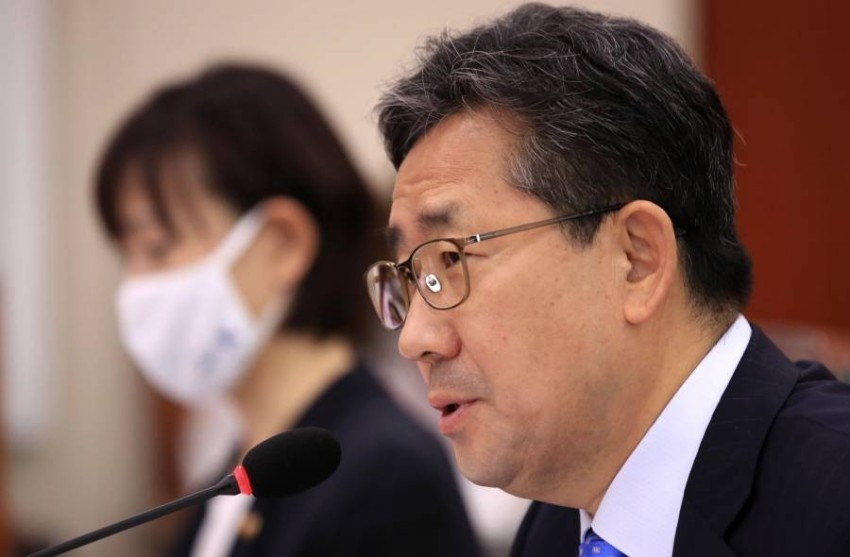 اعتذار وزير الرياضة الكوري بعد انتحار لاعبة ترياثلون