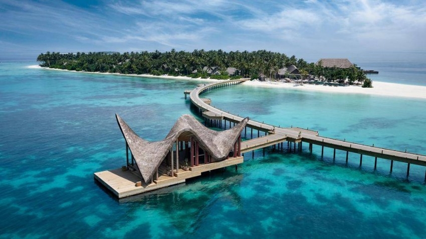 سياح يستأجرون جزراً خاصة في المالديف والسيشل لقضاء إجازة الصيف