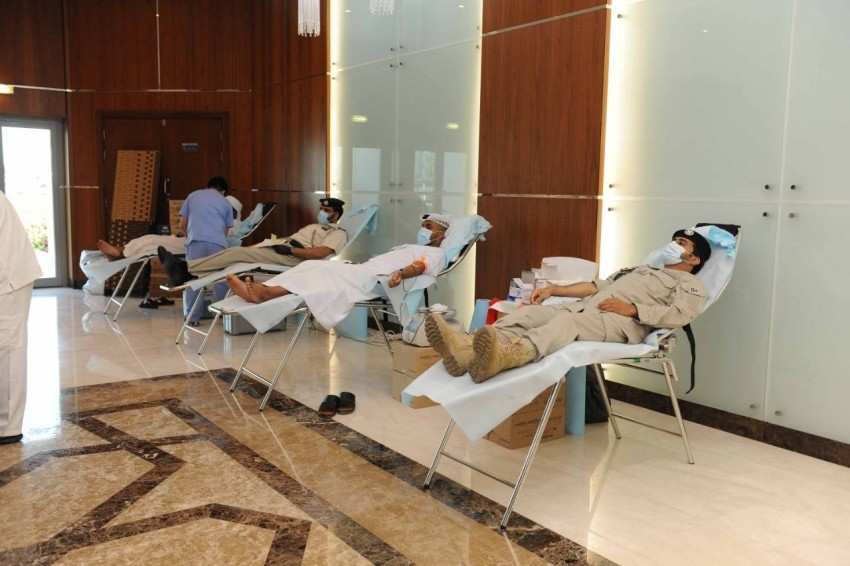 مبادرة إنسانية للتبرع بالدم في شرطة أبوظبي