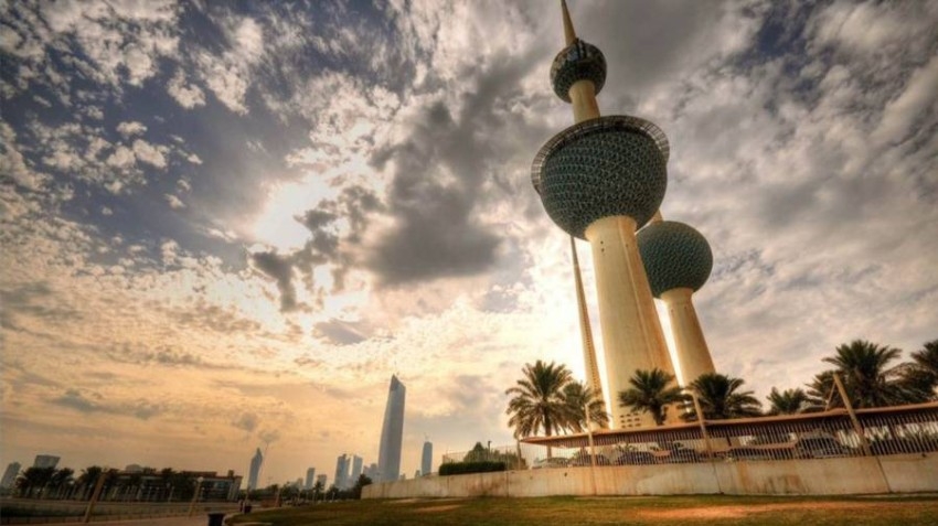 الكويت تبحث اقتراض 65 مليار دولار