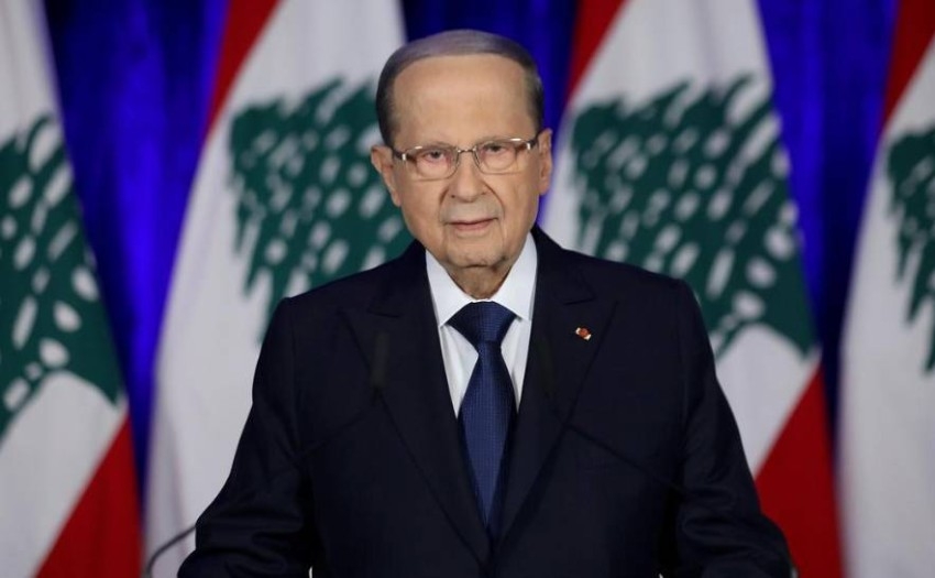 الرئيس اللبناني يدعو إلى إعادة النظر في إجراءات مكافحة كورونا