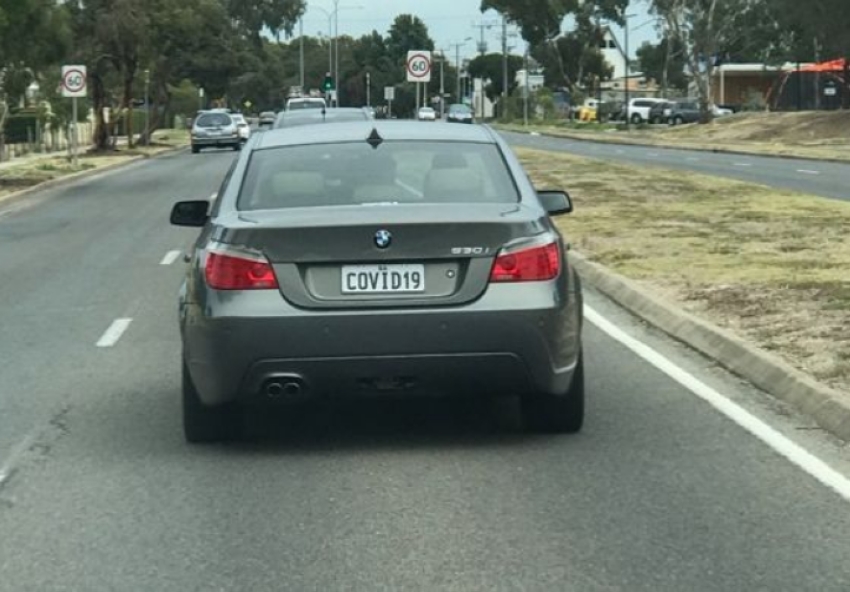 سيارة «كوفيد-19» تثير الحيرة في أستراليا