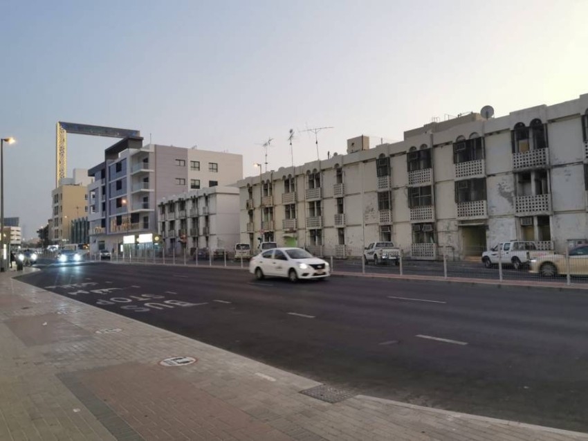 "الكرامة".. واحة سكنية وسوق شعبي في محيط " برواز دبي"