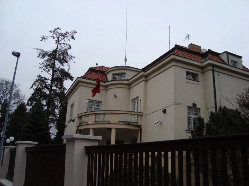 وثائق تكشف أنشطة سفارة تركيا في التشيك ضمن شبكة أردوغان للتجسس