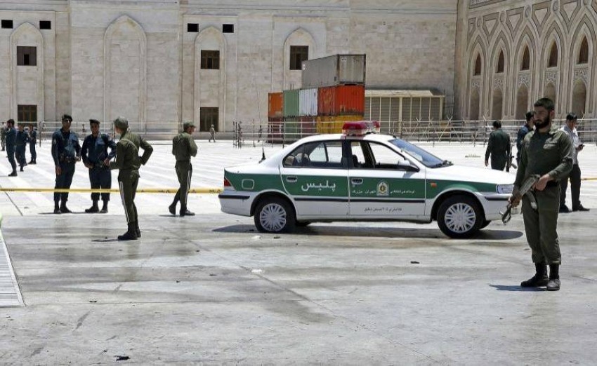 إصابة 4 أفراد شرطة إثر انفجار جنوب شرقي إيران