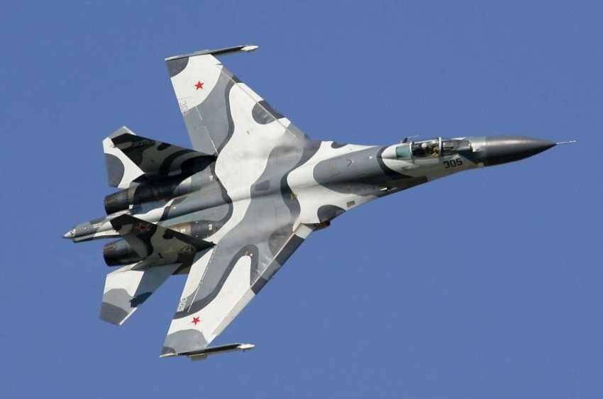مقاتلة روسية تعترض طائرتَي استطلاع أمريكيتين فوق البحر الأسود