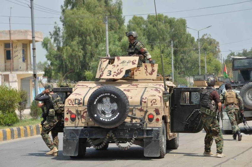 مواجهات بين القوات الأفغانية وطالبان بعد انتهاء الهدنة