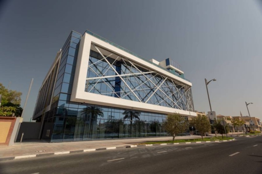 «مجموعة الوليد» تفتتح أول فندق 4 نجوم في «جميرا» دبي