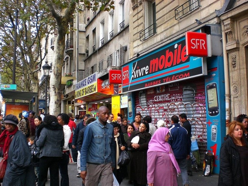 حي «لا غوت دور».. مرآة ثقافية وتاريخية للأفارقة في قلب باريس