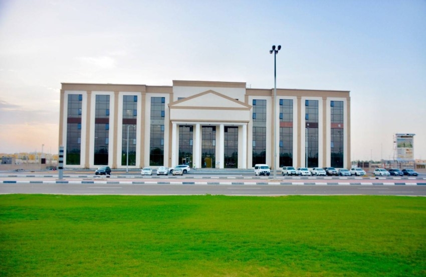 حمدان بن زايد يوجه بإطلاق اسم «الشيخ طحنون بن محمد» على الحرم الجديد لجامعة أبوظبي بالعين