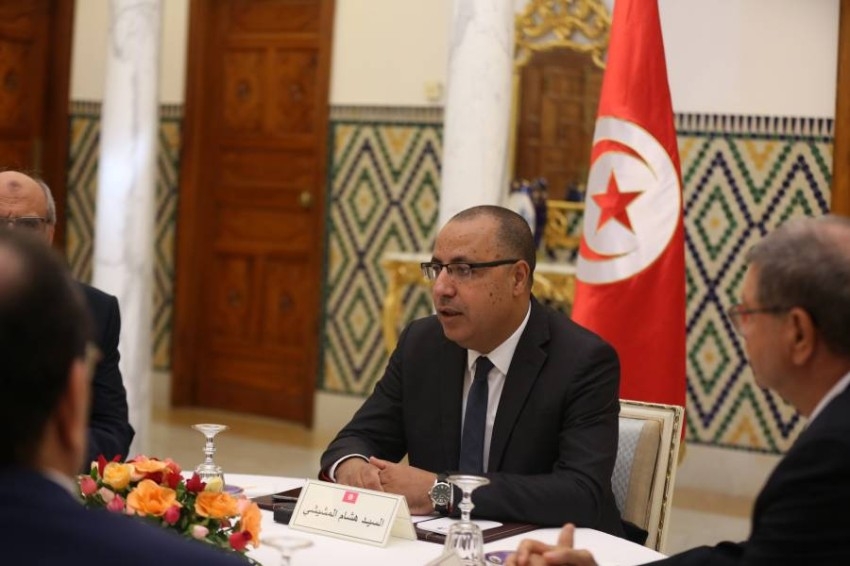 رئيس وزراء تونس المكلف يتبنى تشكيل حكومة كفاءات مستقلة