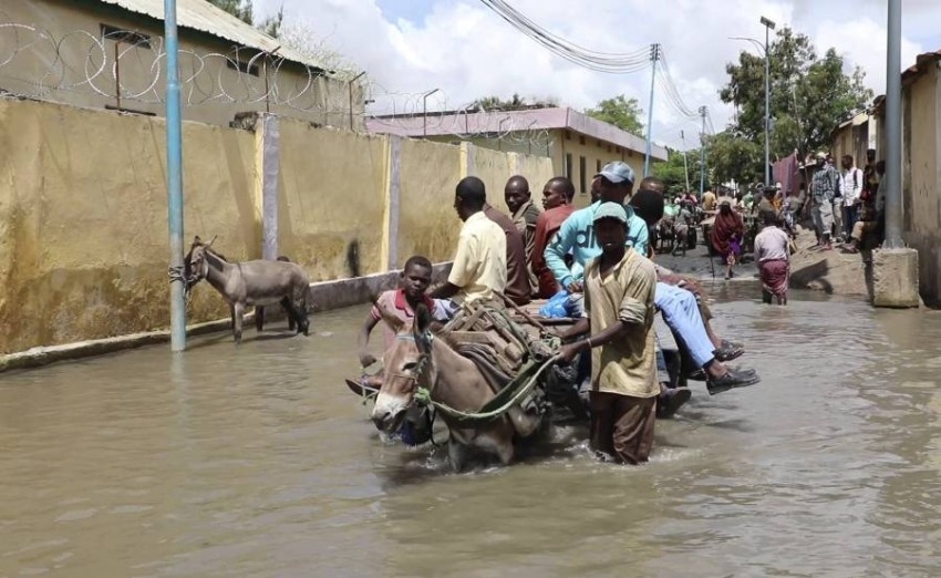 فيضانات شديدة تؤدي إلى نزوح عشرات الآلاف في الصومال