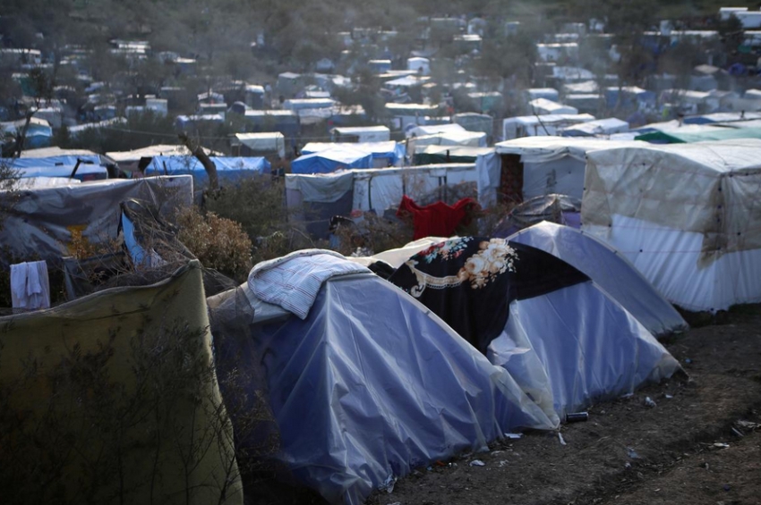 كورونا: تسجيل أول إصابة بمخيم للمهاجرين في جزيرة يونانية