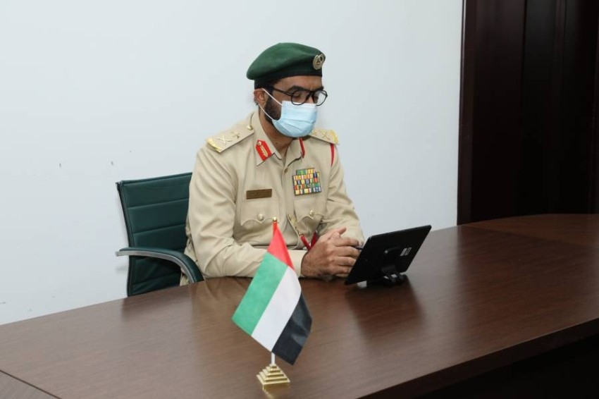 شرطة دبي تُوقِّع أول مذكرة تفاهم «عن بُعد» لدعم جهود «الدرونز» في عملياتها