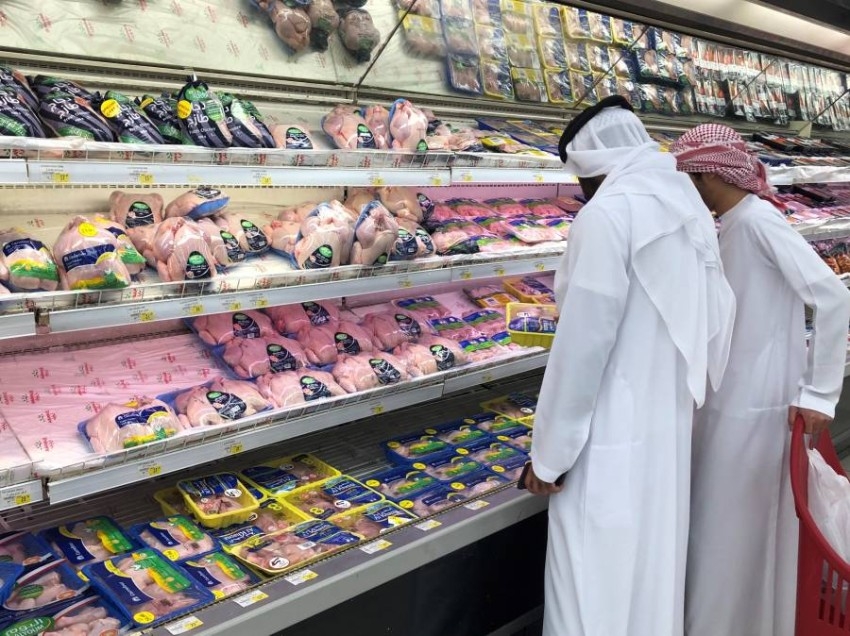 أسعار الدواجن في الأسواق الإماراتية تفلت من تداعيات "كورونا"
