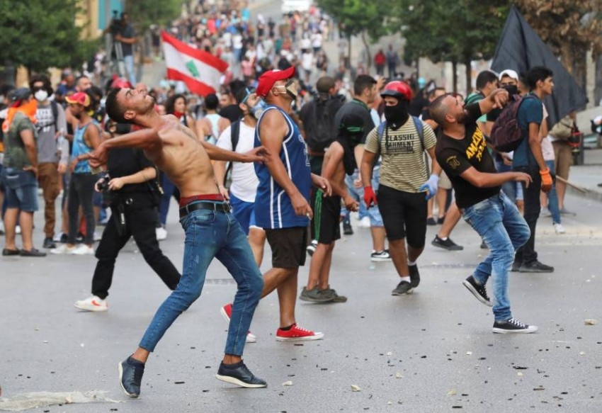 اشتباكات في بيروت على وقع تظاهرة «غضب لبنان الكبير»