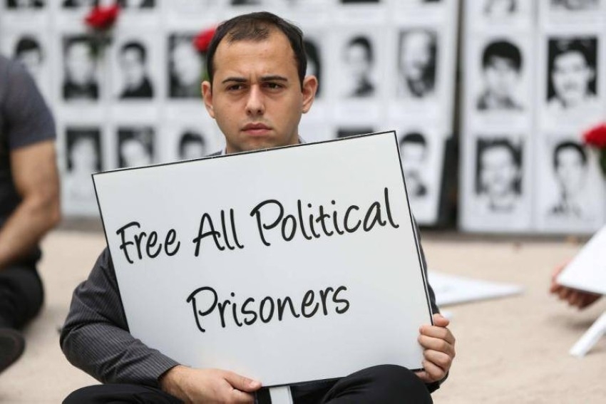 إيران: الأوضاع الكارثية وكورونا تدفع السجينات السياسيات للإضراب عن الطعام