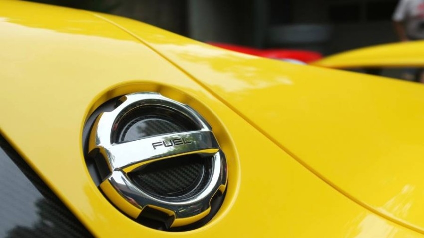Porsche-Fuel-Cap-2