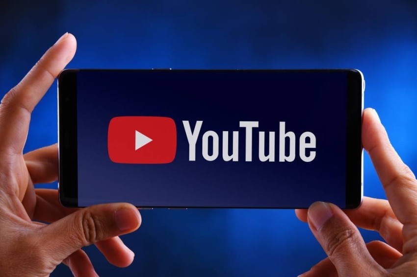 يوتيوب يبدأ بمنافسة تيك توك بأداته الجديدة