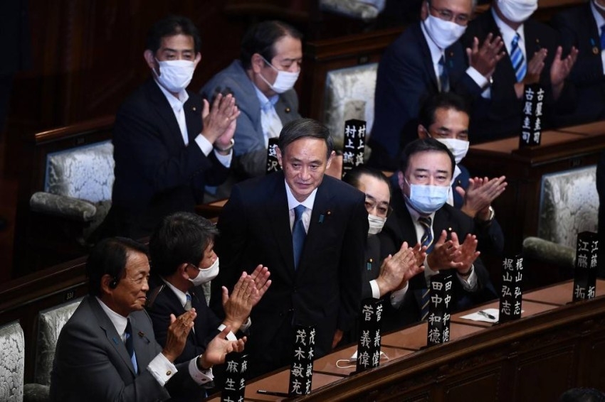 استقالة جماعية لحكومة شينزو آبي تمهيداً لتولي يوشيهيدي سوغا رئاسة الحكومة اليابانية
