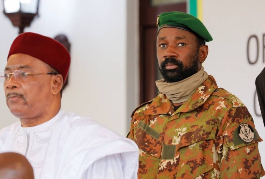 قادة دول غرب إفريقيا يطالبون المجلس العسكري في مالي بتعيين سلطة مدنية