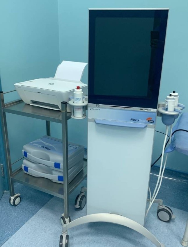 «وزارة الصحة» تزوّد مستشفى الكويت بالشارقة بأحدث الأجهزة والمعدات الطبية