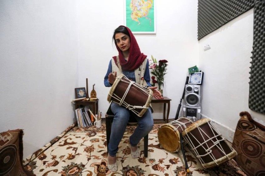 4 موسيقيات إيرانيات يقهرن القيود المجحفة بتكوين فرقة «دينكو»