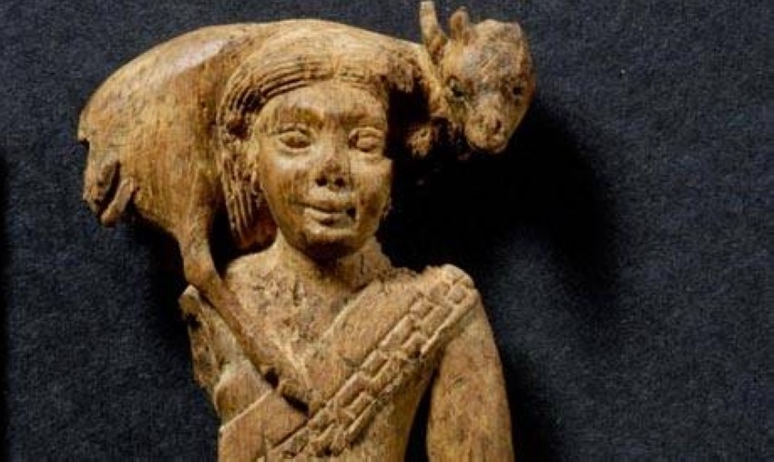 ألمانيا تعيد لمصر 4 تماثيل أثرية