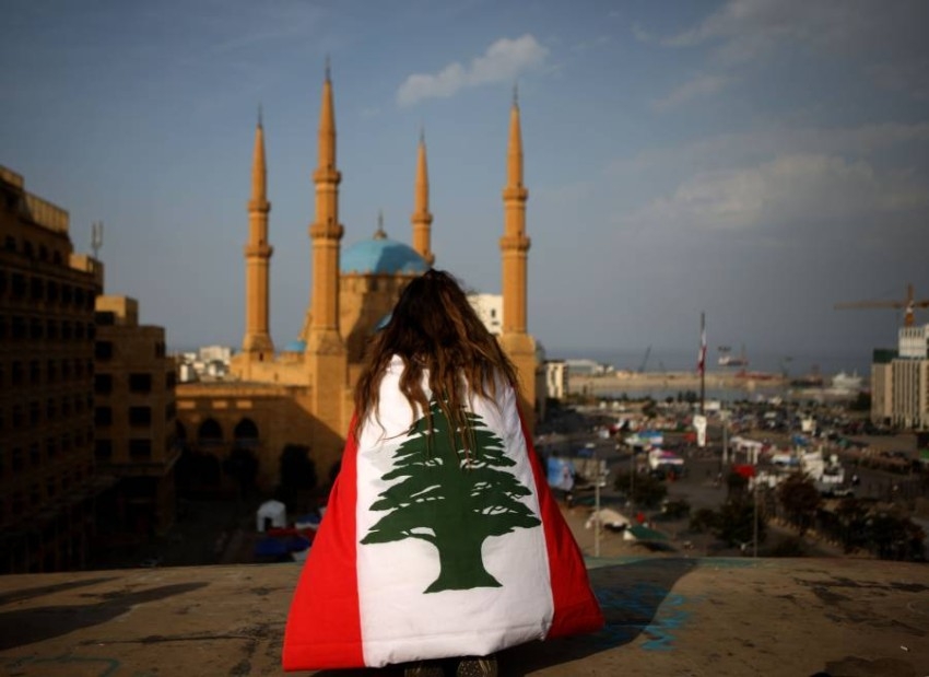 الذكرى الأولى لـ«ثورة تشرين»: عام احتجاجات وأزمات وانفجارات في لبنان