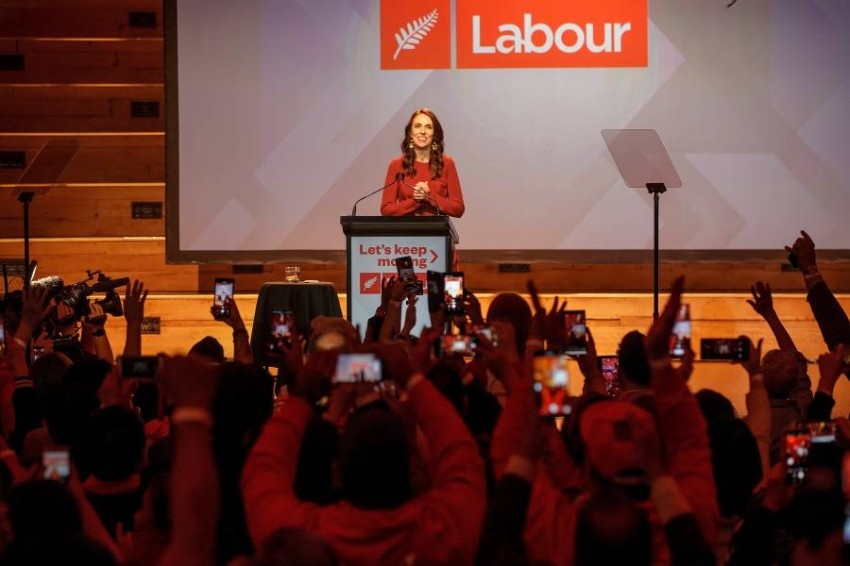 أردرن تتعهد بإجراء إصلاحات بعد فوزها الساحق في انتخابات نيوزيلندا