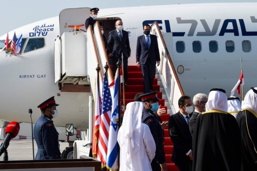 البحرين وإسرائيل توقعان بياناً مشتركاً بشأن إقامة علاقات دبلوماسية