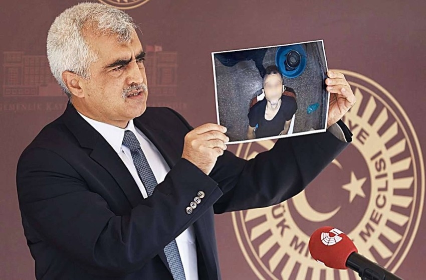 «الموت البطيء».. كيف تزهق أرواح معارضي أردوغان في زنازين تحت الأرض؟