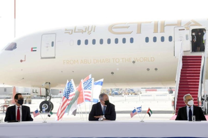 توقيع اتفاقيات تعاون بين الإمارات وإسرائيل تتضمن الإعفاء المتبادل من التأشيرات