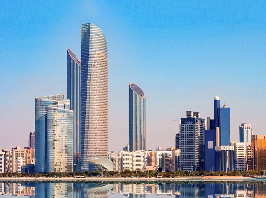 7 محاور أساسية تعزز تجربة الإمارات في جذب الاستثمار الأجنبي